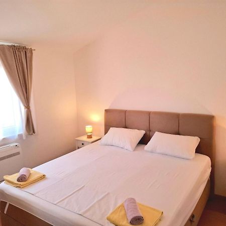 Apartman Adagio Zaboric Εξωτερικό φωτογραφία